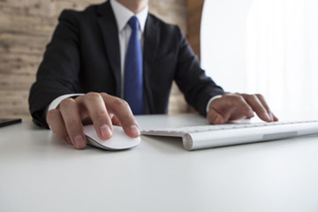 現地調査・申請書類の作成